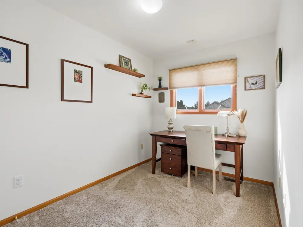 555 Sycamore Circle Saline, MI 48176