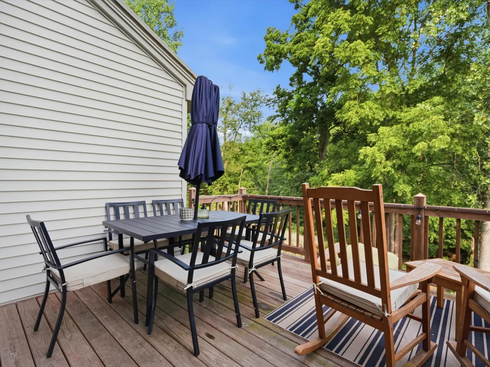 555 Sycamore Circle Saline, MI 48176