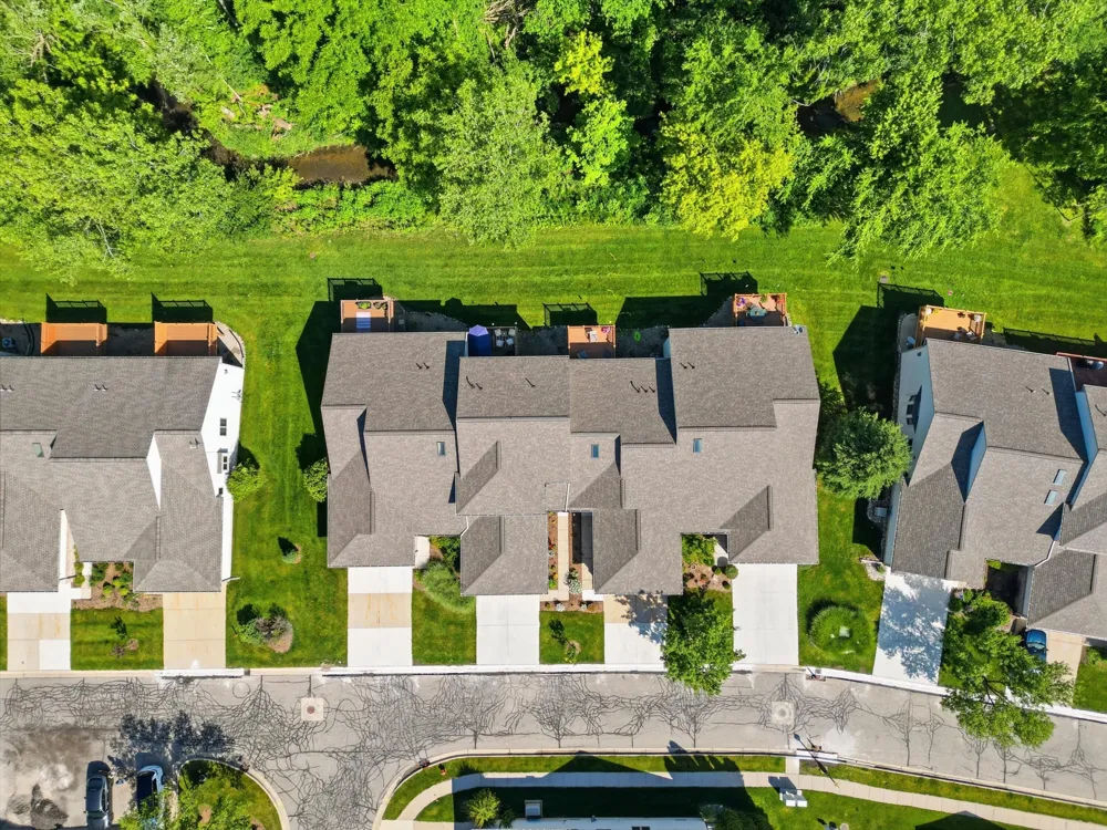 555 Sycamore Circle Saline, MI 48176