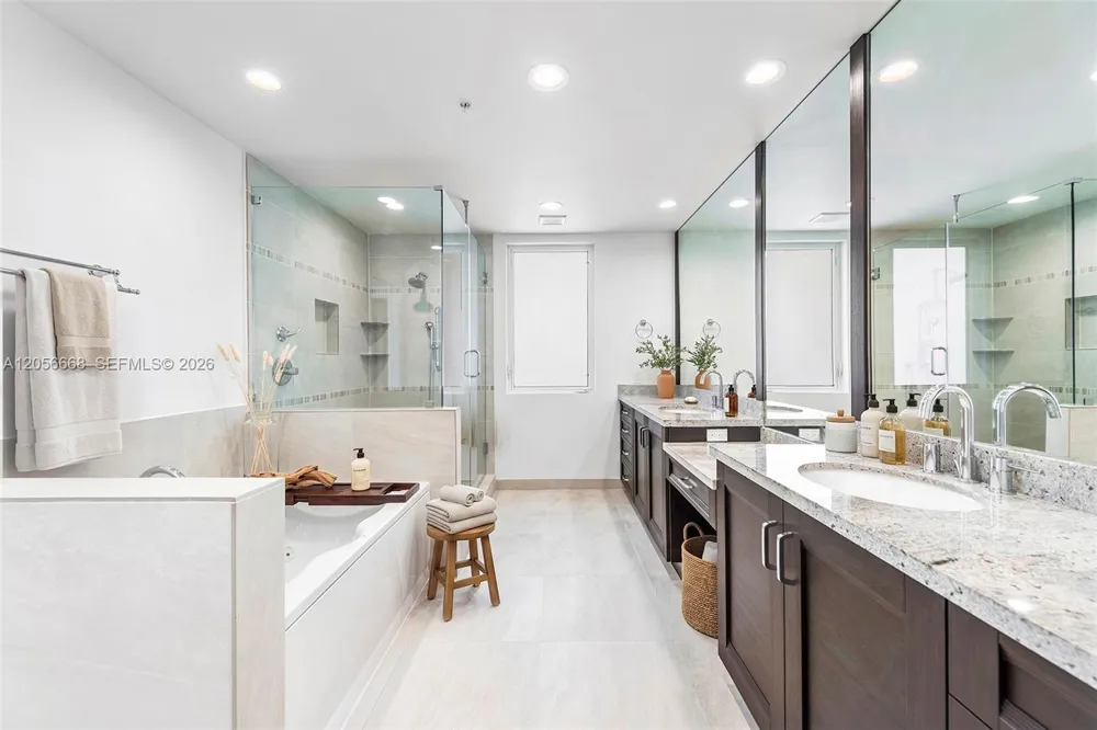 348 Elm St #B-10 Hollywood, FL 33019