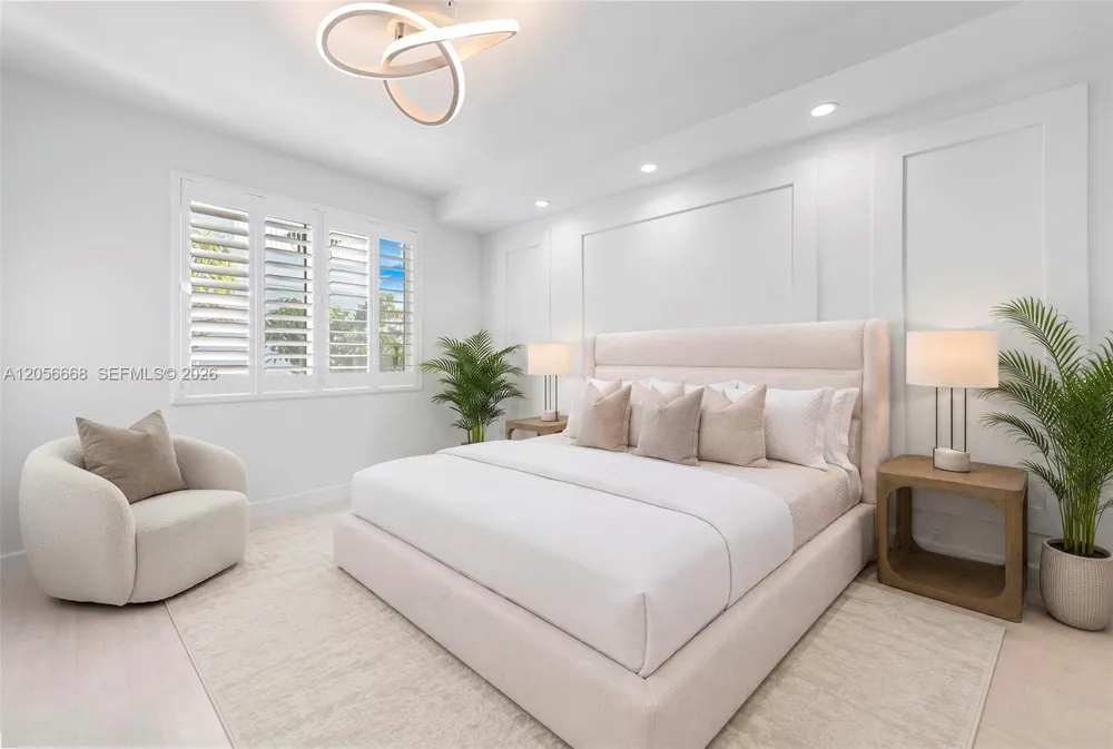 348 Elm St #B-10 Hollywood, FL 33019