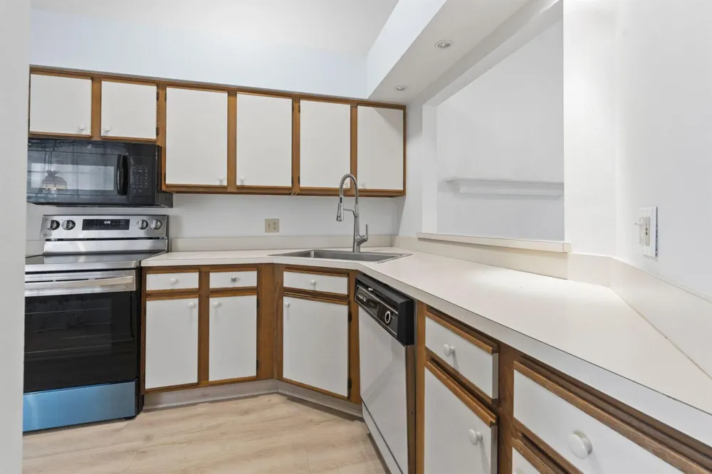 538 9TH PLACE Vero Beach, FL 32960
