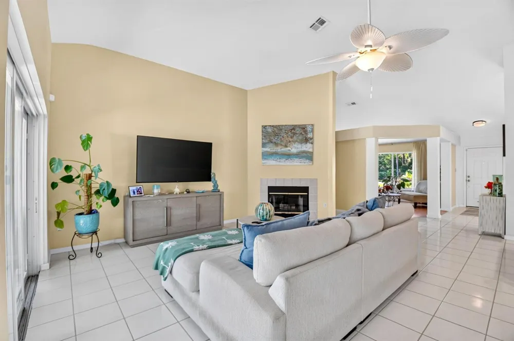 17855 89th Place Loxahatchee, FL 33470