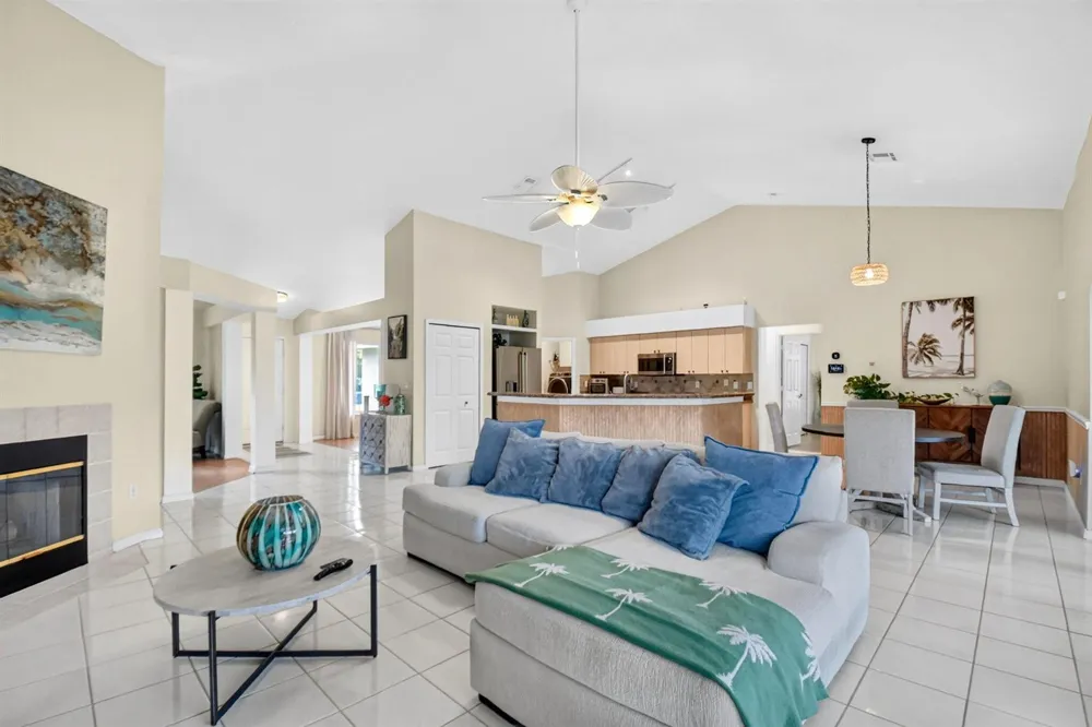 17855 89th Place Loxahatchee, FL 33470