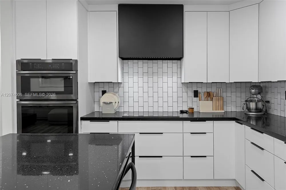 10630 NW 19th Pl Pembroke Pines, FL 33026