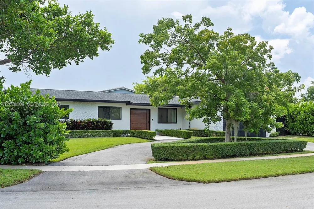 10630 NW 19th Pl Pembroke Pines, FL 33026