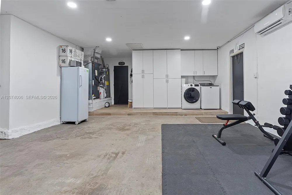 10630 NW 19th Pl Pembroke Pines, FL 33026