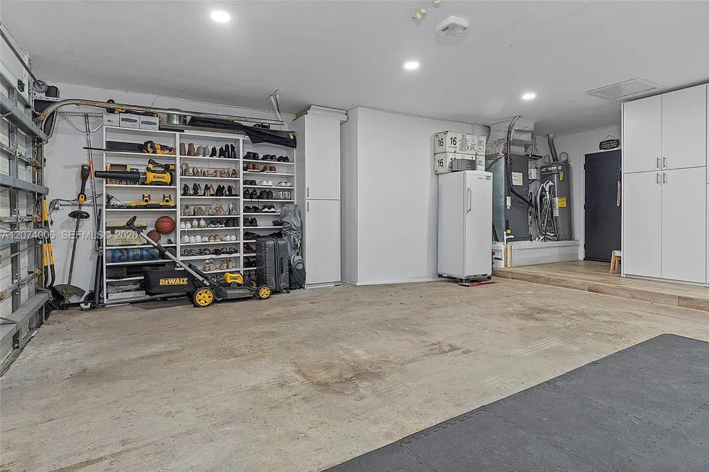 10630 NW 19th Pl Pembroke Pines, FL 33026
