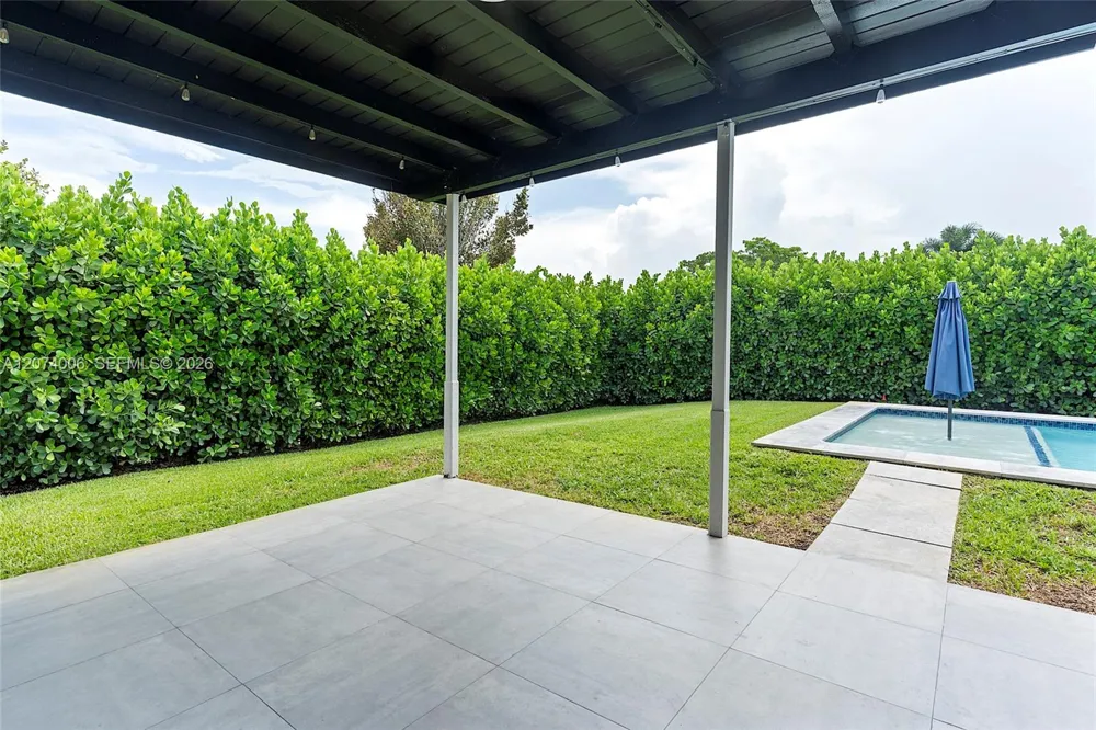 10630 NW 19th Pl Pembroke Pines, FL 33026