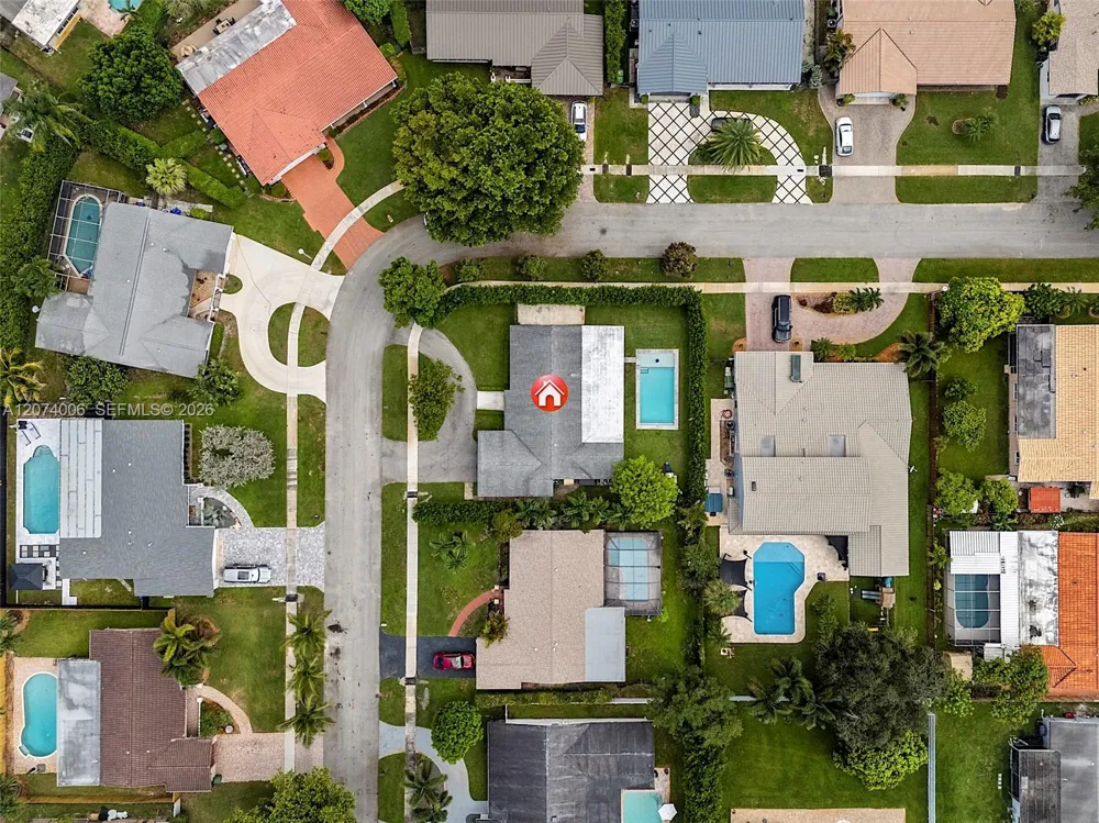 10630 NW 19th Pl Pembroke Pines, FL 33026