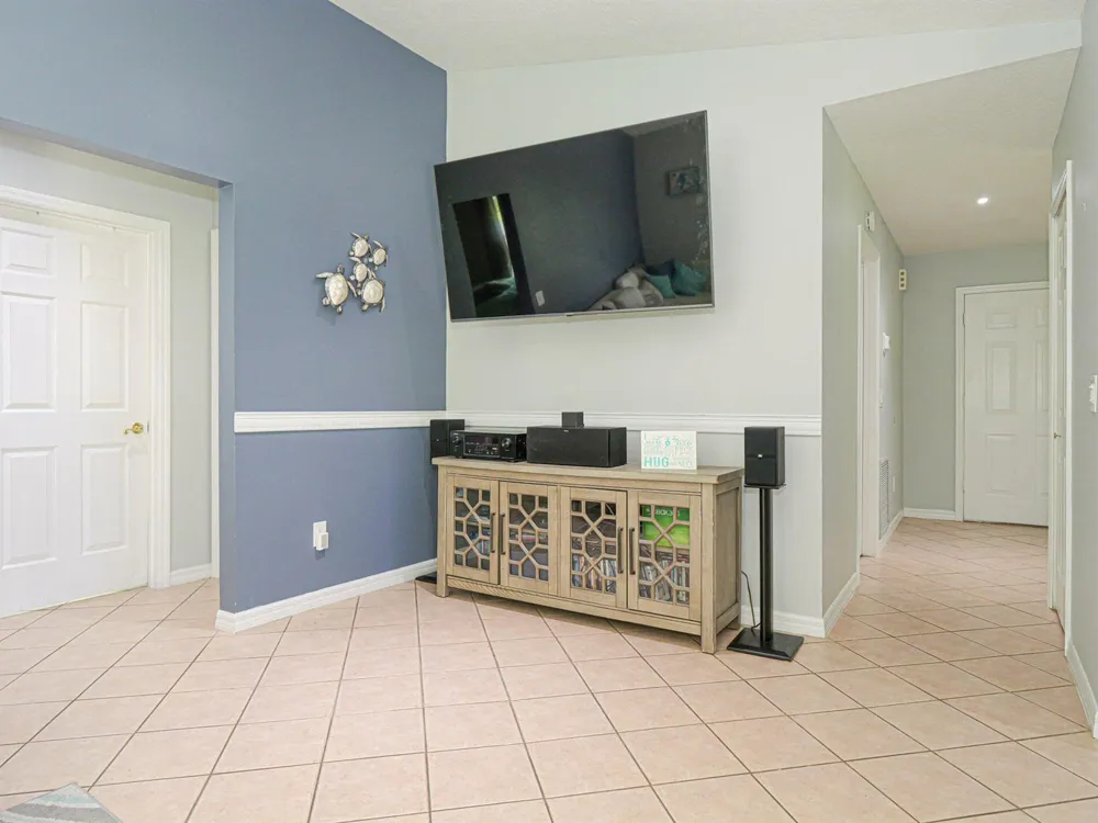 6704 HULDA DRIVE Fort Pierce, FL 34951