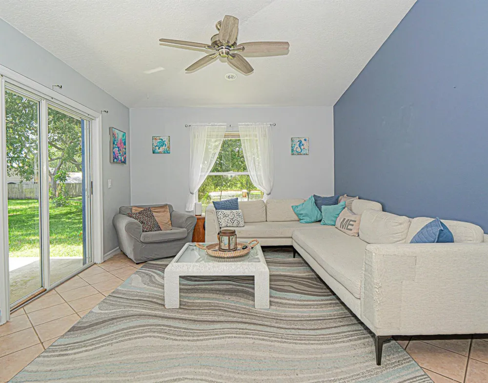 6704 HULDA DRIVE Fort Pierce, FL 34951