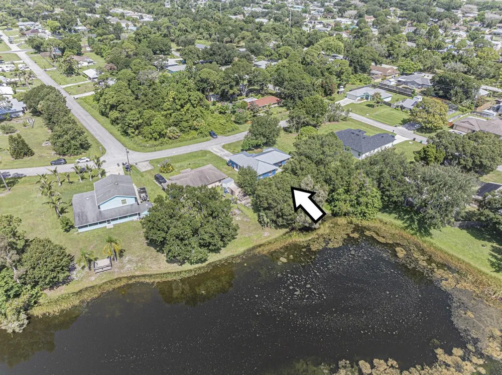 6704 HULDA DRIVE Fort Pierce, FL 34951