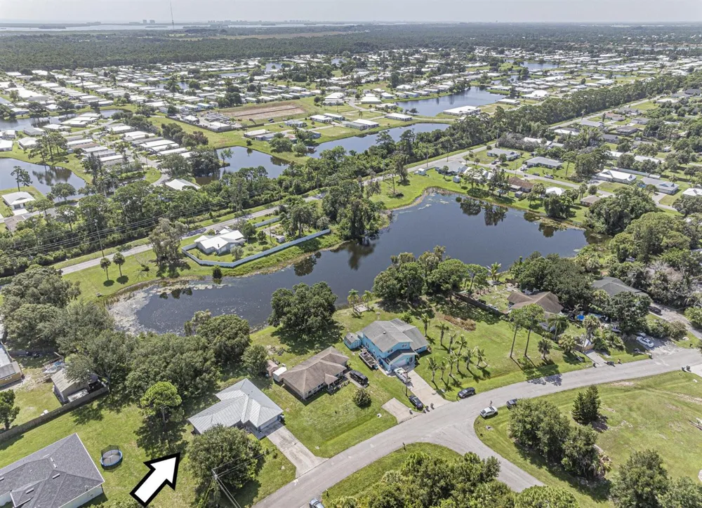 6704 HULDA DRIVE Fort Pierce, FL 34951