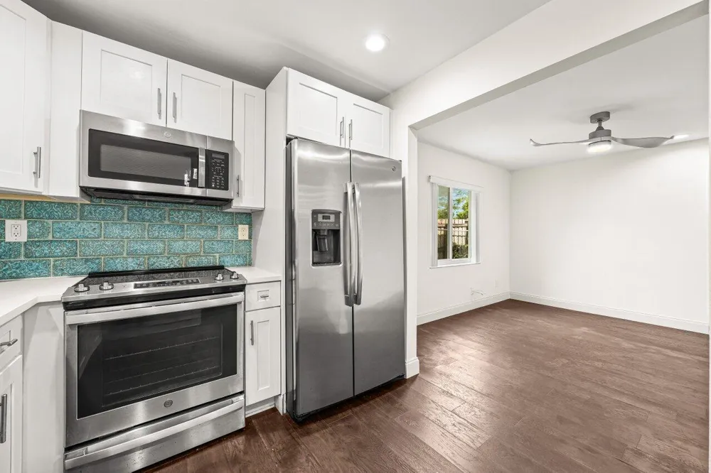 638 SW 4th Avenue Boynton Beach, FL 33426