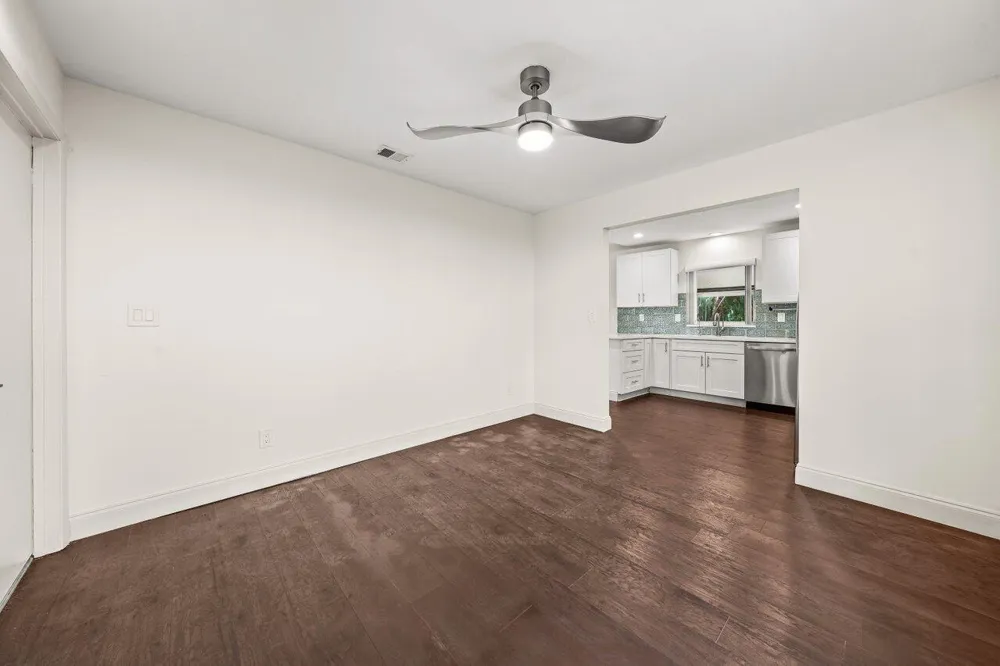 638 SW 4th Avenue Boynton Beach, FL 33426