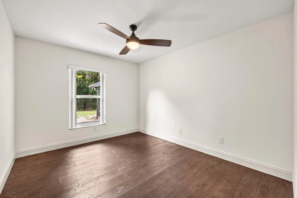 638 SW 4th Avenue Boynton Beach, FL 33426