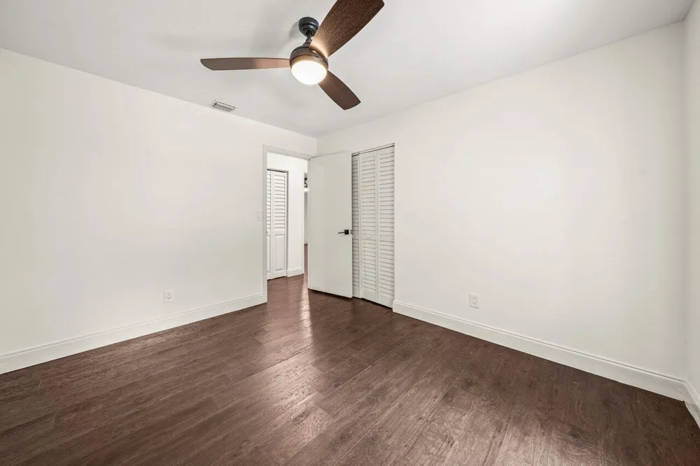 638 SW 4th Avenue Boynton Beach, FL 33426