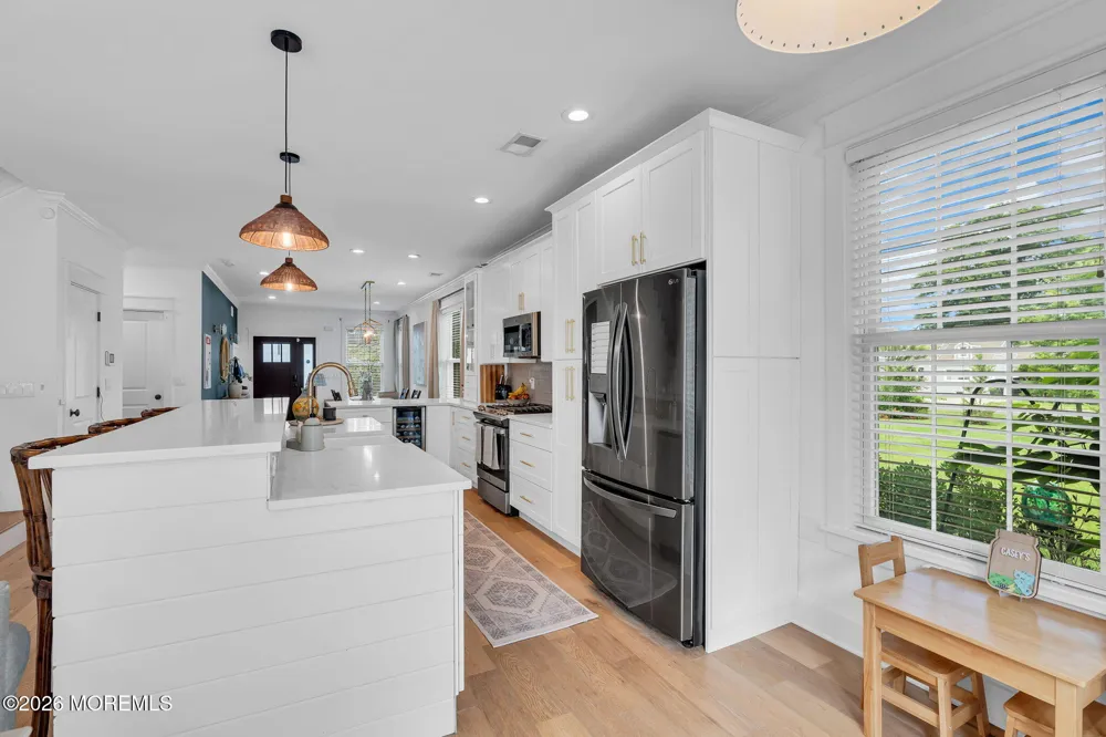 6 Samantha Way Eatontown, NJ 07724