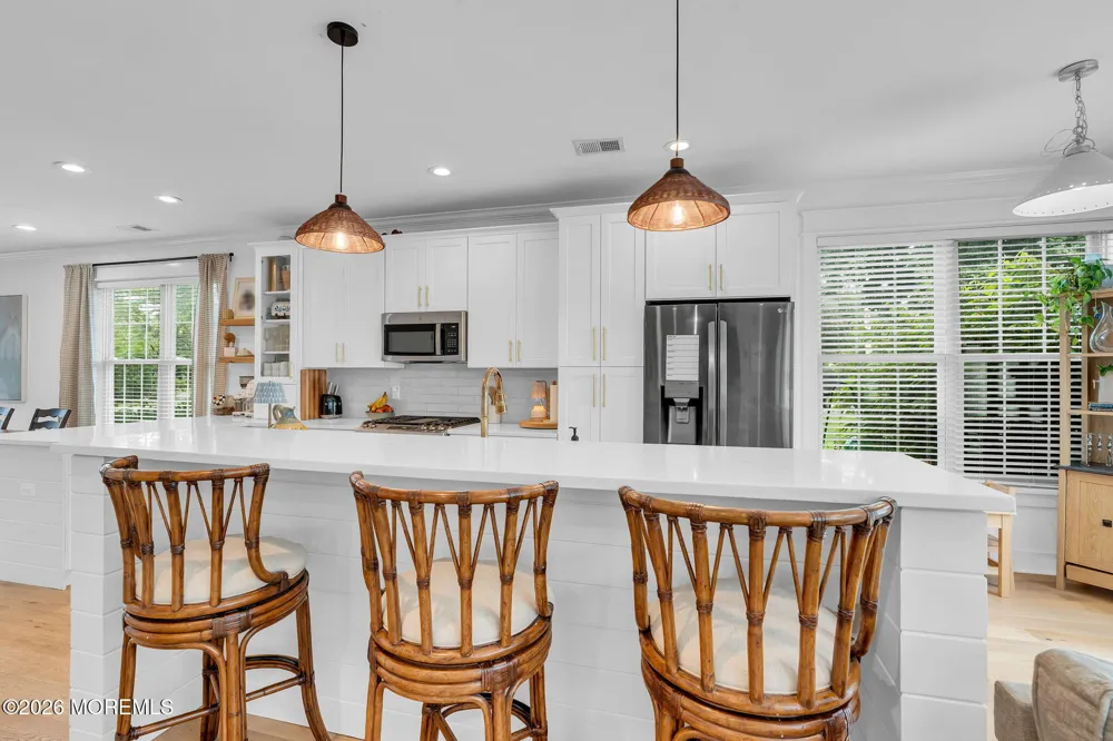 6 Samantha Way Eatontown, NJ 07724