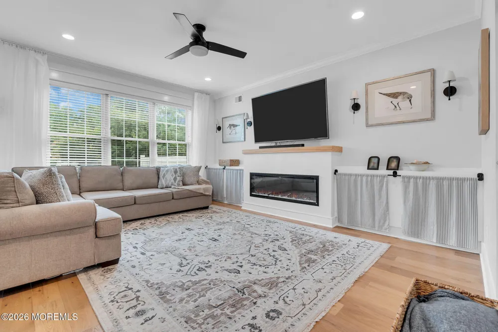 6 Samantha Way Eatontown, NJ 07724