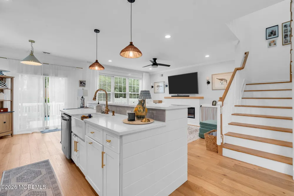 6 Samantha Way Eatontown, NJ 07724