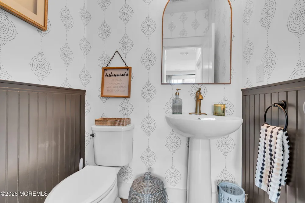 6 Samantha Way Eatontown, NJ 07724