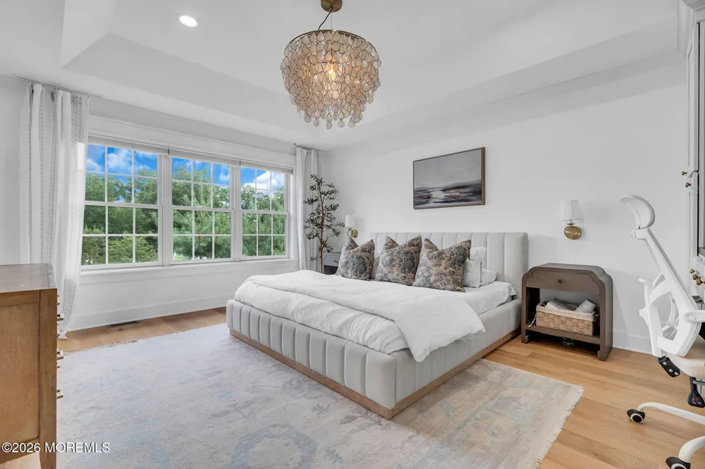 6 Samantha Way Eatontown, NJ 07724
