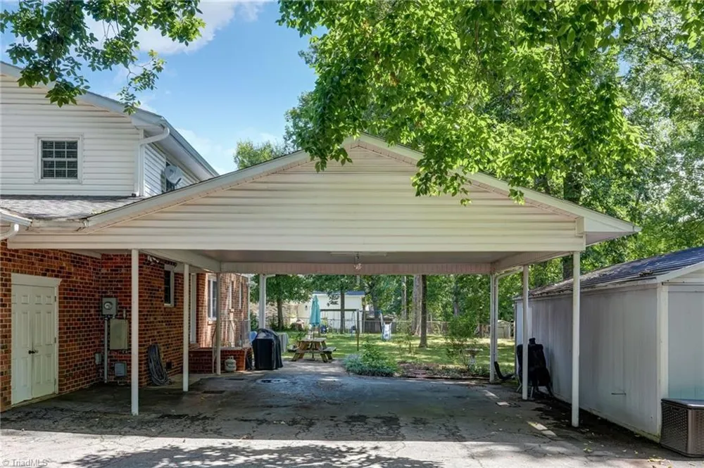 200 Taft Street Eden, NC 27288