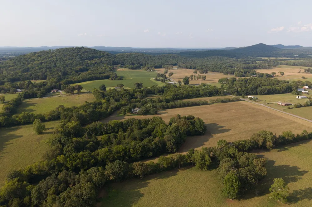 975 Haunt Hollow Rd Unionville, TN 37180