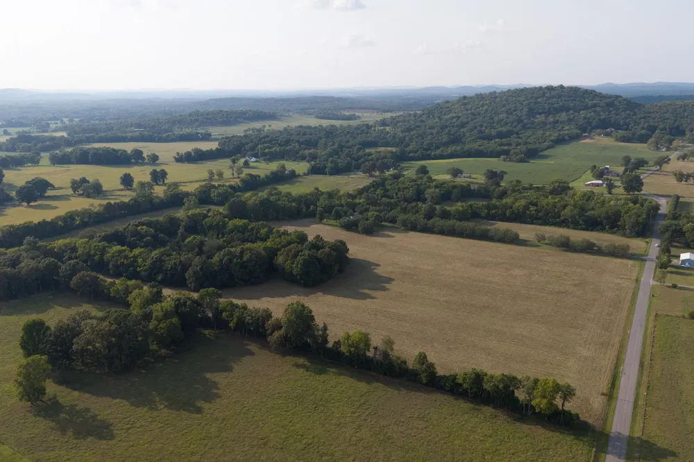 975 Haunt Hollow Rd Unionville, TN 37180