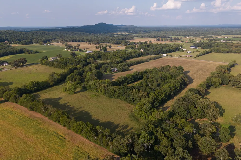 975 Haunt Hollow Rd Unionville, TN 37180