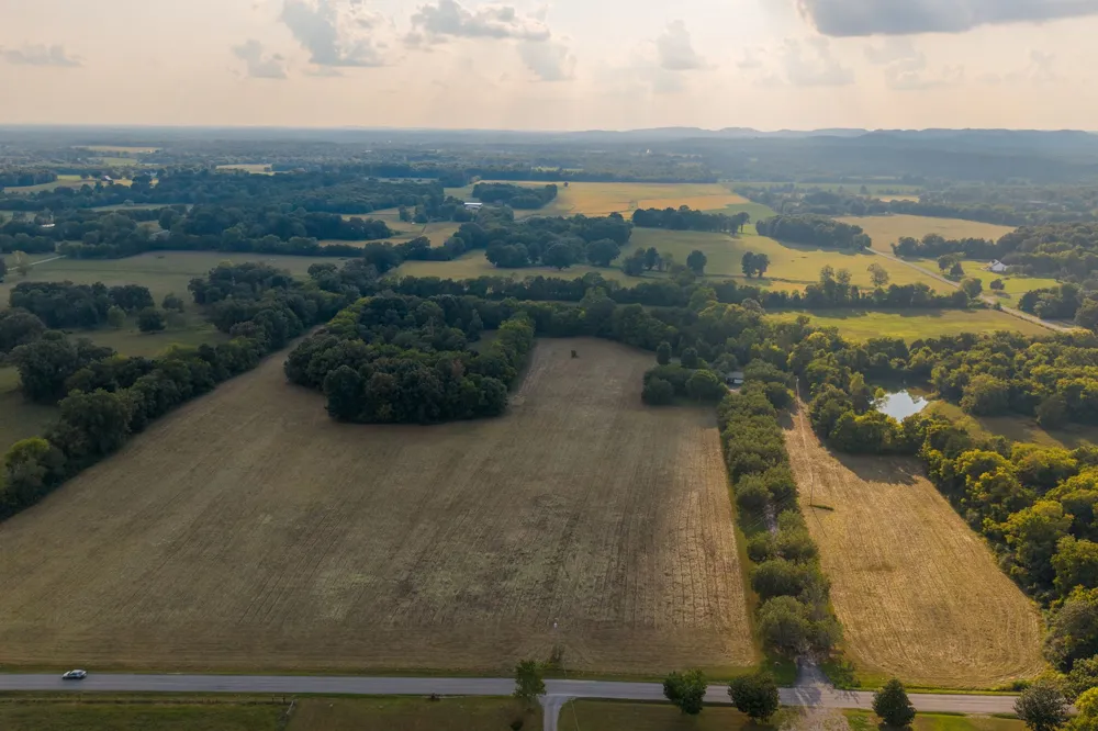 975 Haunt Hollow Rd Unionville, TN 37180