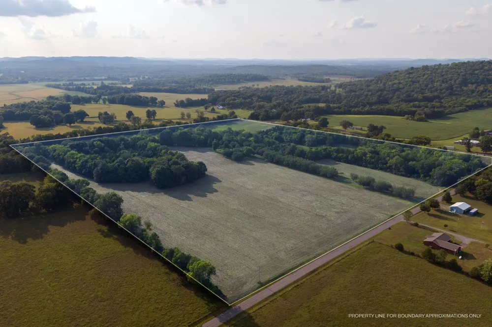 975 Haunt Hollow Rd Unionville, TN 37180