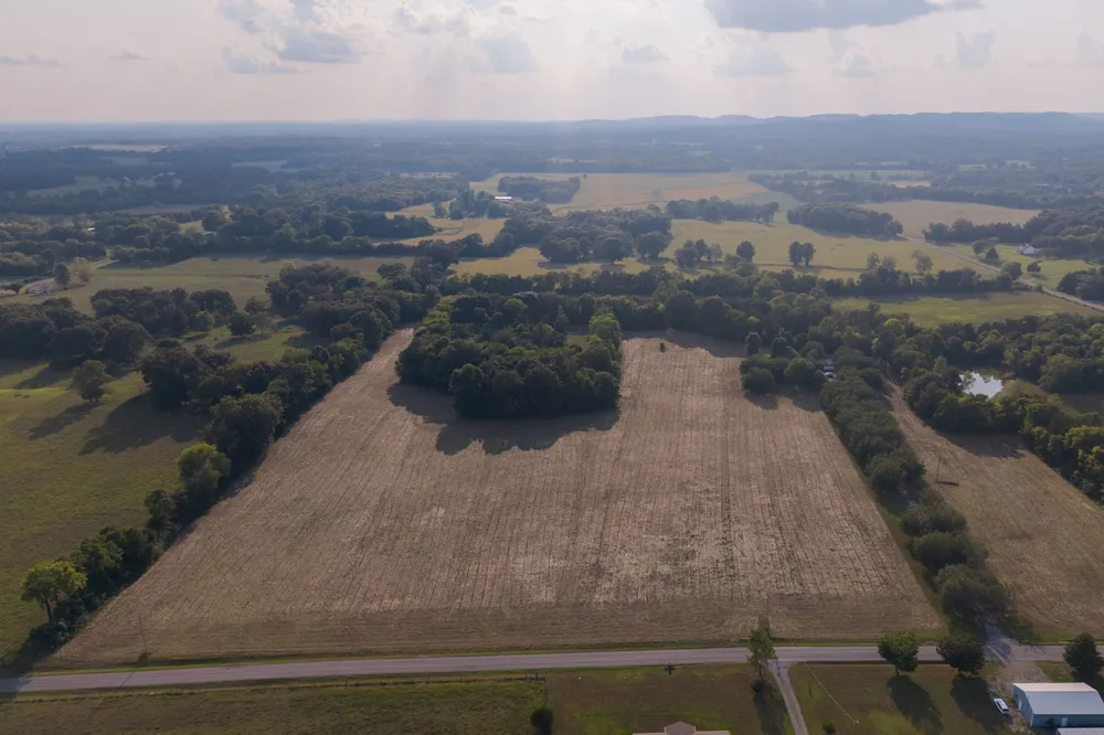 975 Haunt Hollow Rd Unionville, TN 37180