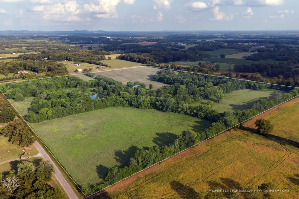 975 Haunt Hollow Rd Unionville, TN 37180