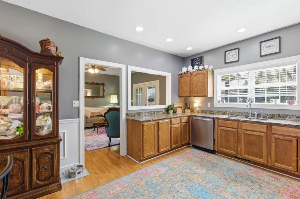435 Long St W Mc Ewen, TN 37101