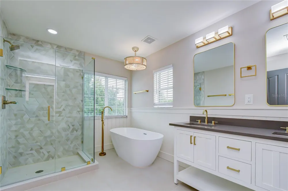 1712 ATLANTIC DRIVE Ruskin, FL 33570