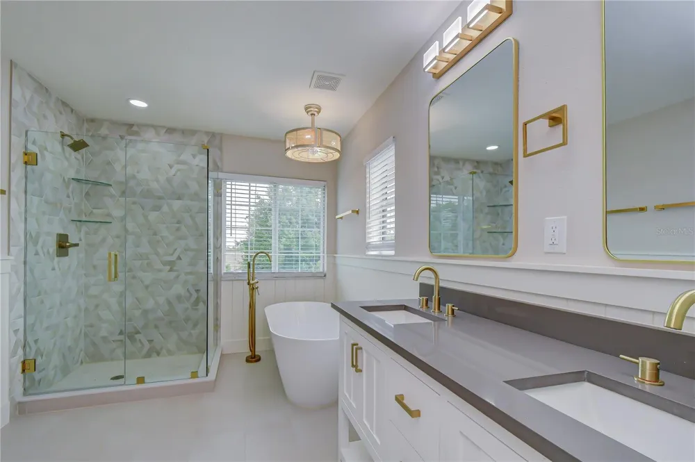 1712 ATLANTIC DRIVE Ruskin, FL 33570