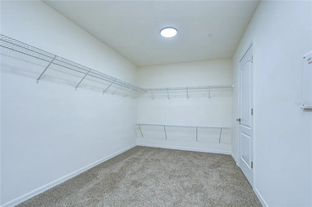 1712 ATLANTIC DRIVE Ruskin, FL 33570