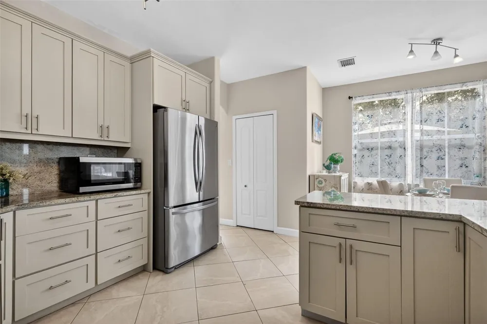 15144 SW 20TH STREET Miami, FL 33185