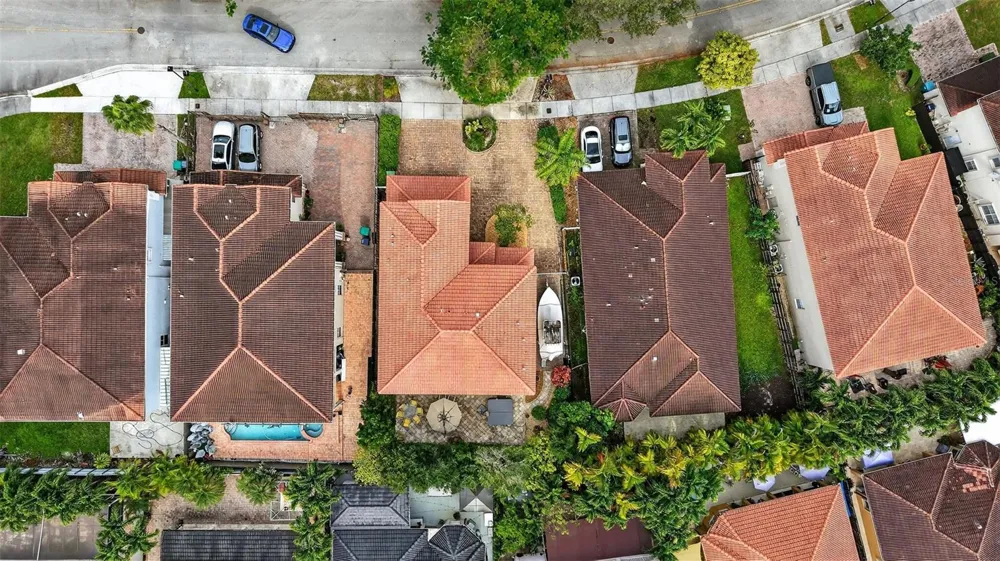 15144 SW 20TH STREET Miami, FL 33185