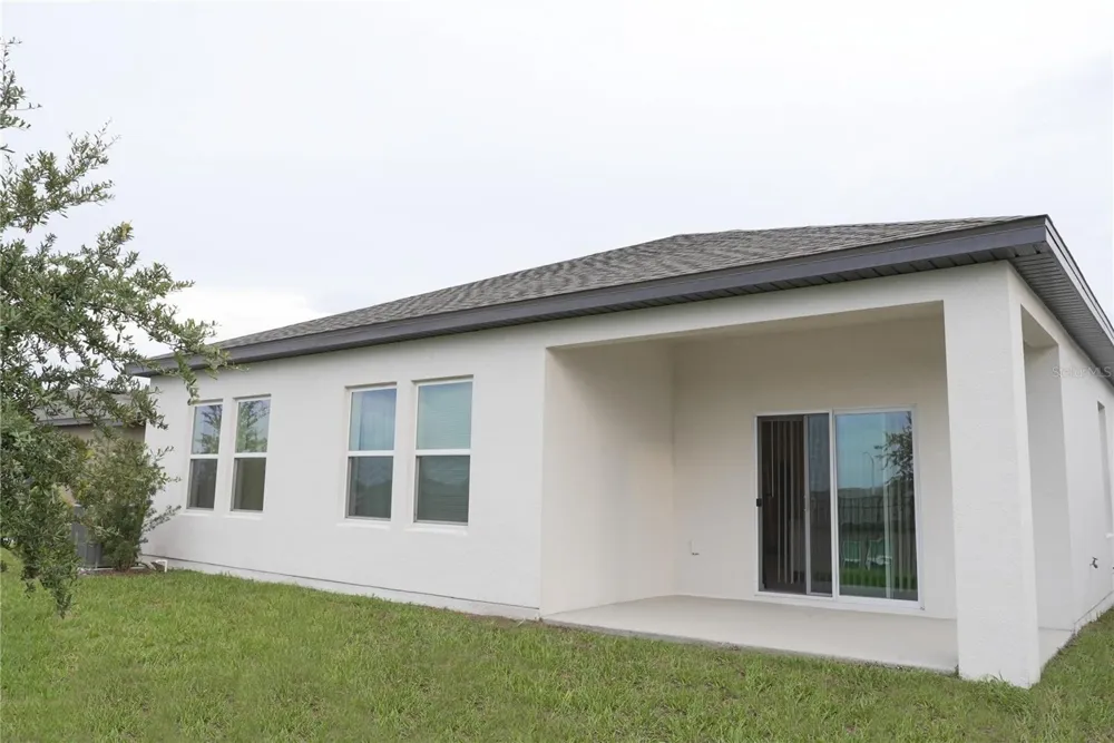 870 BALLANTYNE DR Lake Wales, FL 33898