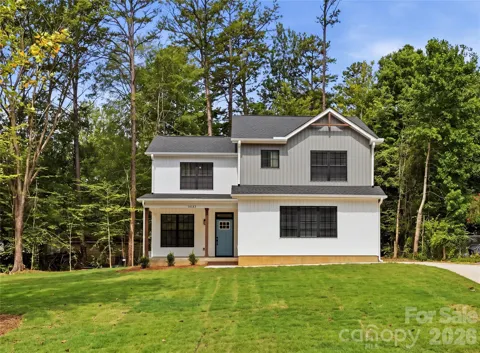 14133 Woodhurst Lane