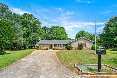 3879 Partridge Place SW