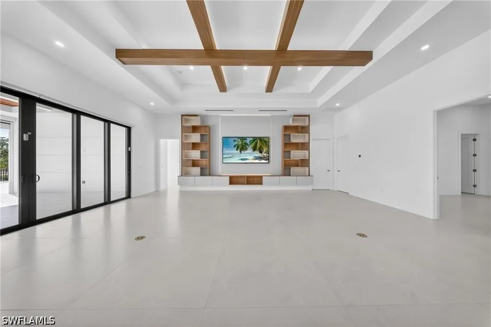 39th Street SW Naples, FL 34117