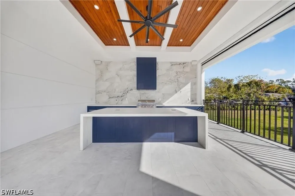 39th Street SW Naples, FL 34117