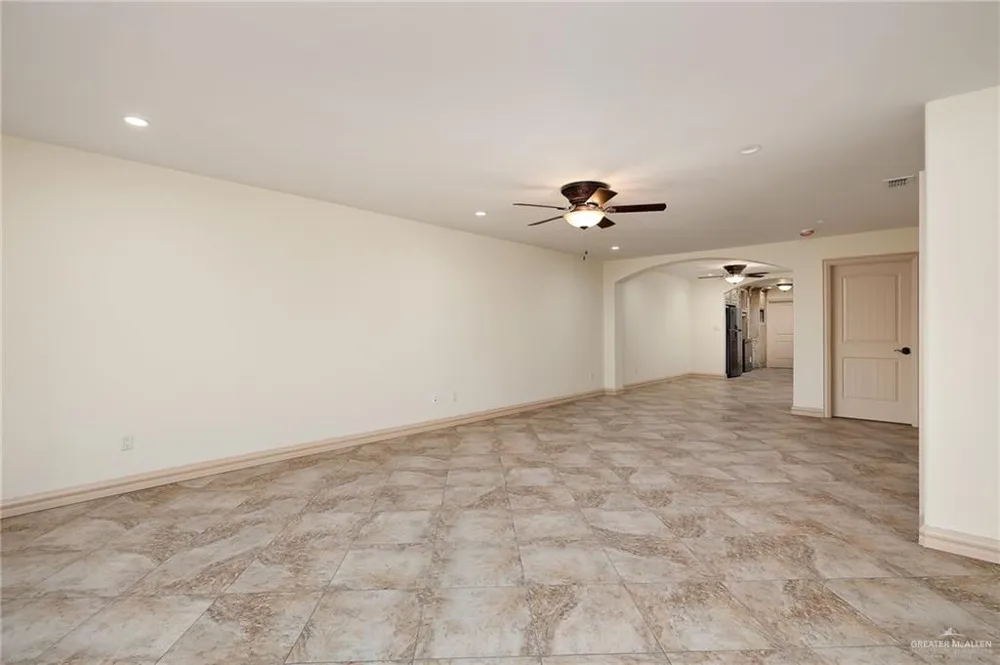 2016 S 5th Street #14 McAllen, TX 78503