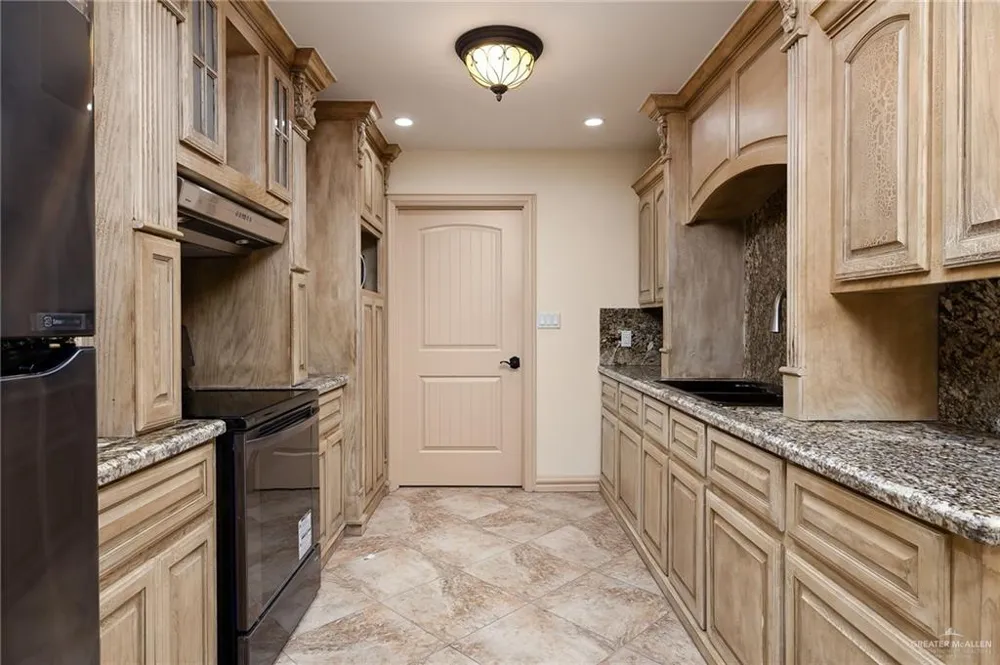 2016 S 5th Street #14 McAllen, TX 78503