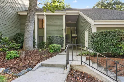 1520 Benjamin Parkway #D